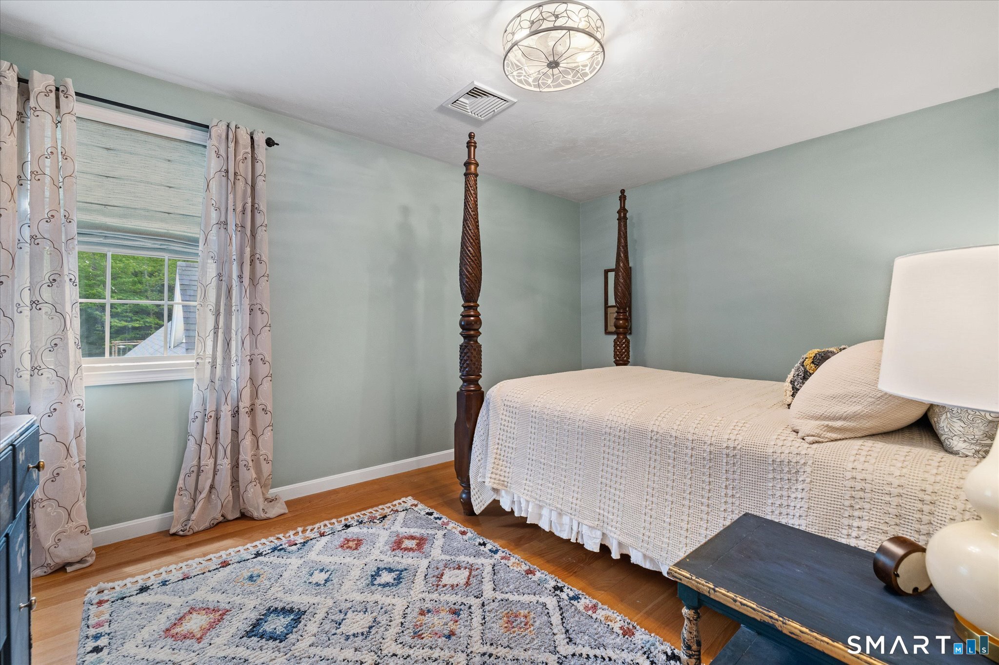 1374 Route 171 Woodstock CT 06282