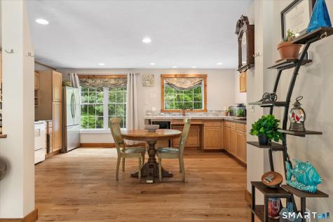 1374 Route 171 Woodstock CT 06282