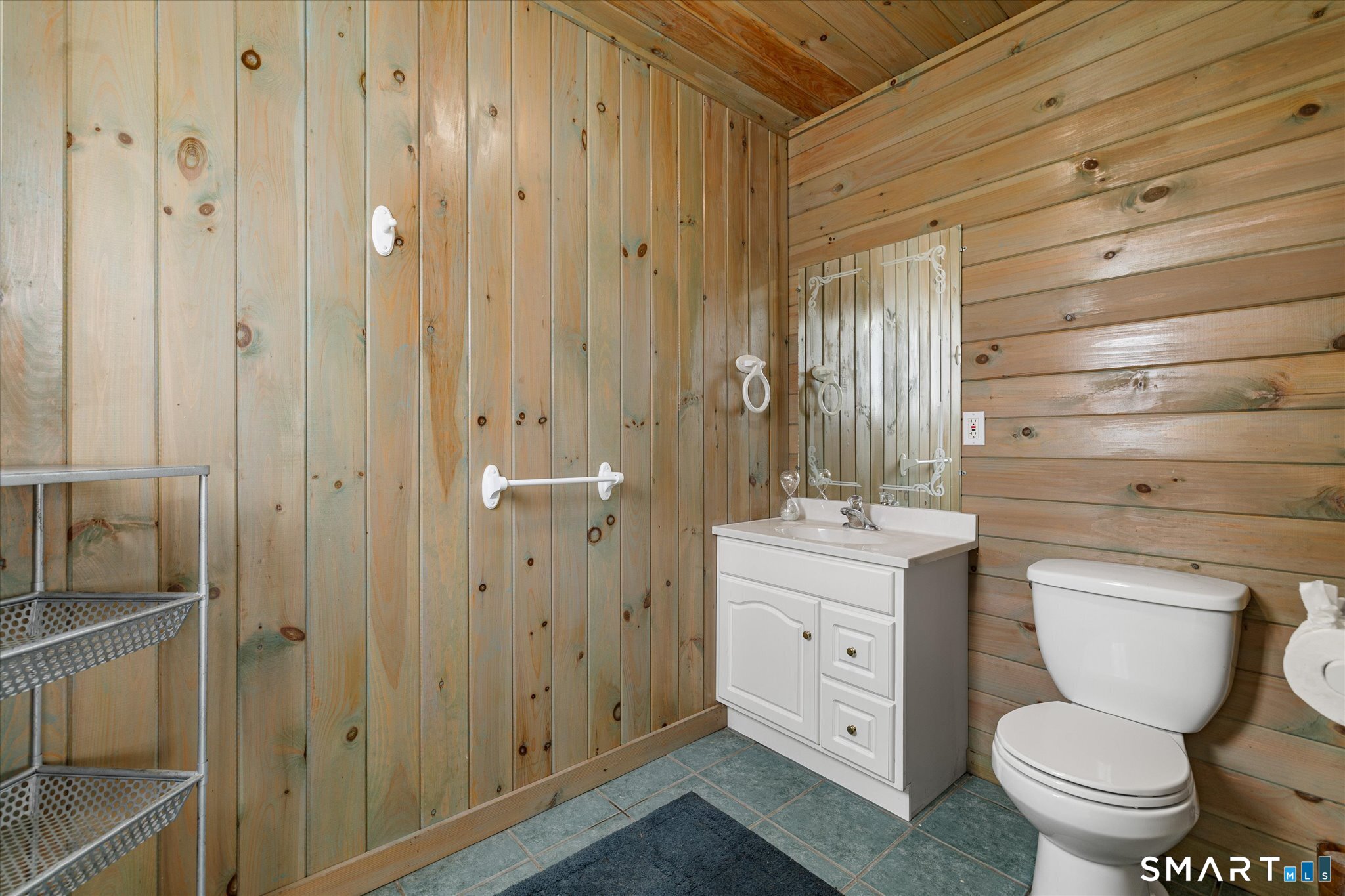 1374 Route 171 Woodstock CT 06282