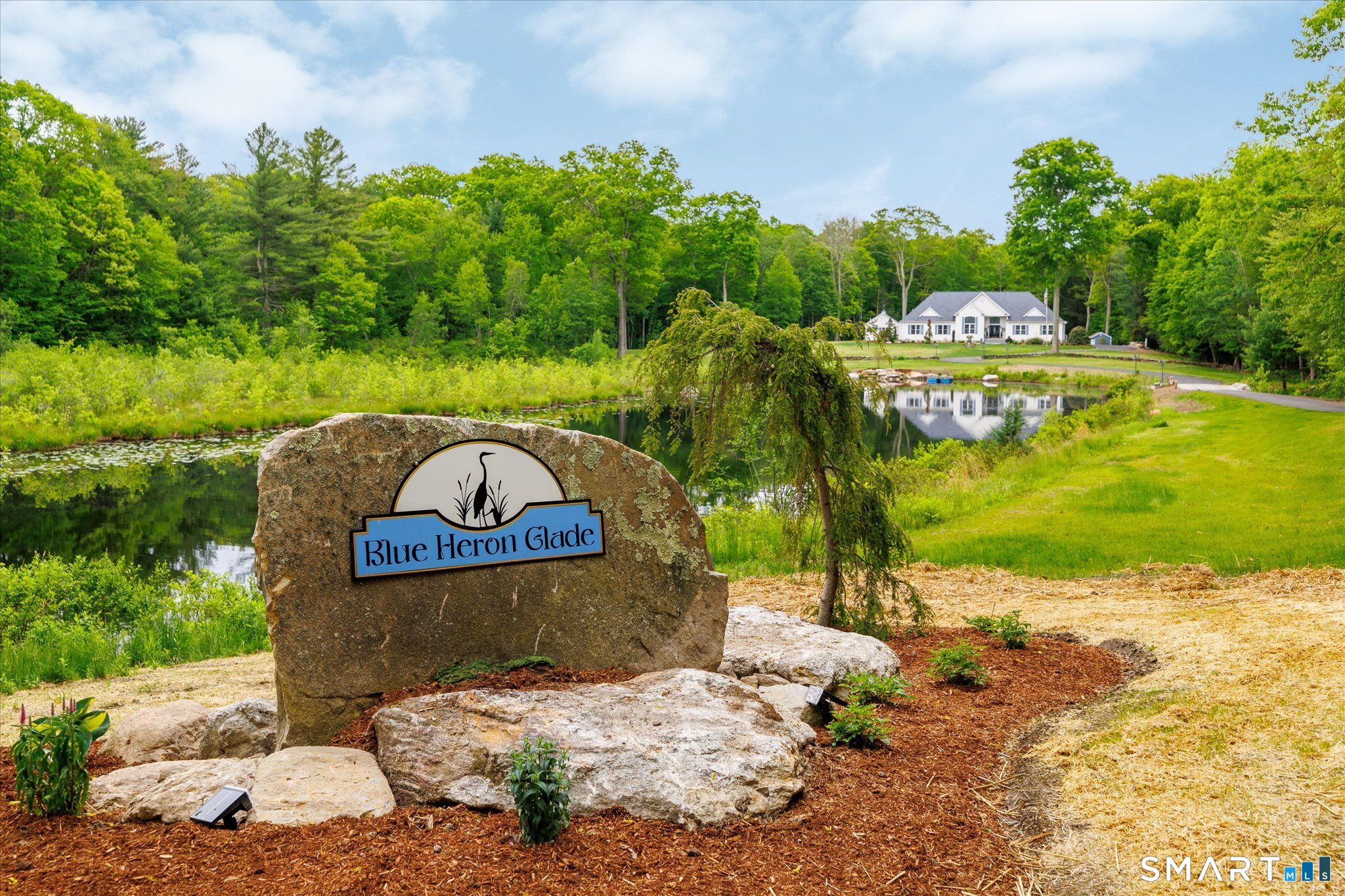 1374 Route 171 Woodstock CT 06282