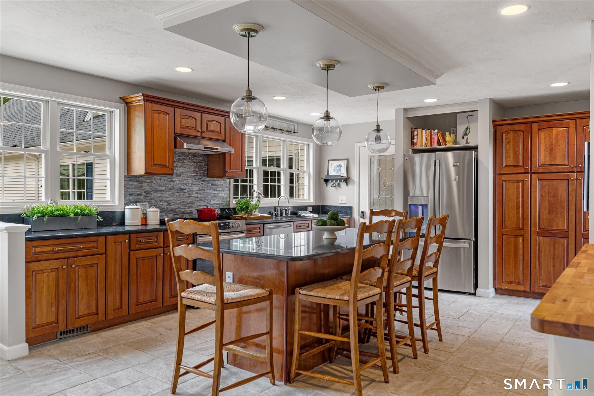 1374 Route 171 Woodstock CT 06282