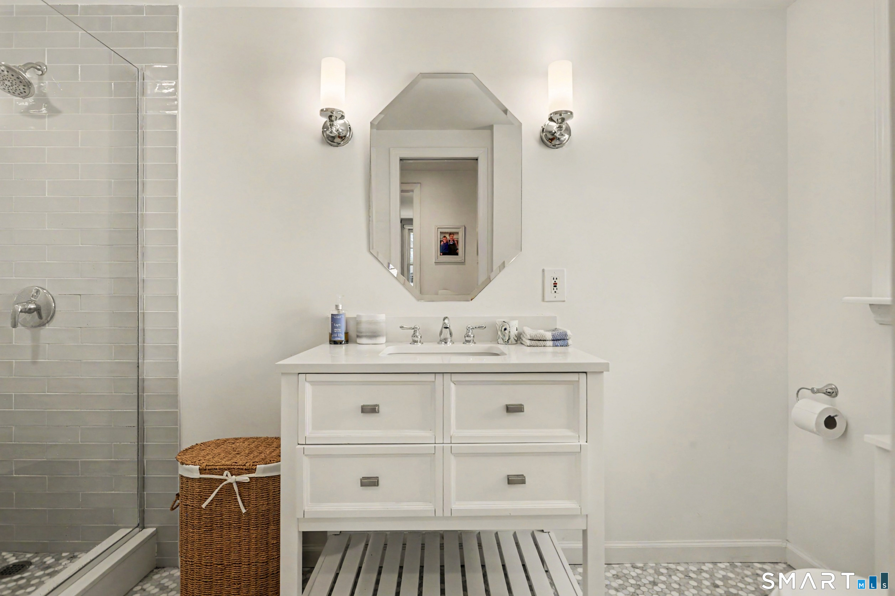 33 Walmsley Road Darien CT 06820