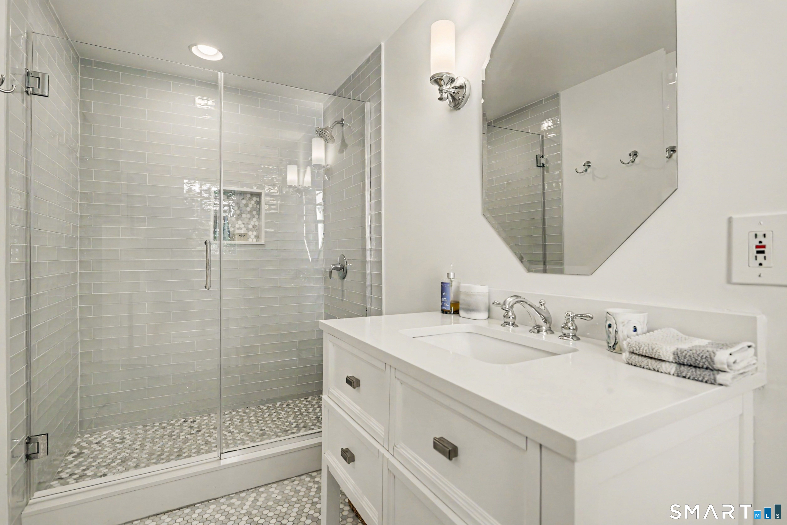 33 Walmsley Road Darien CT 06820