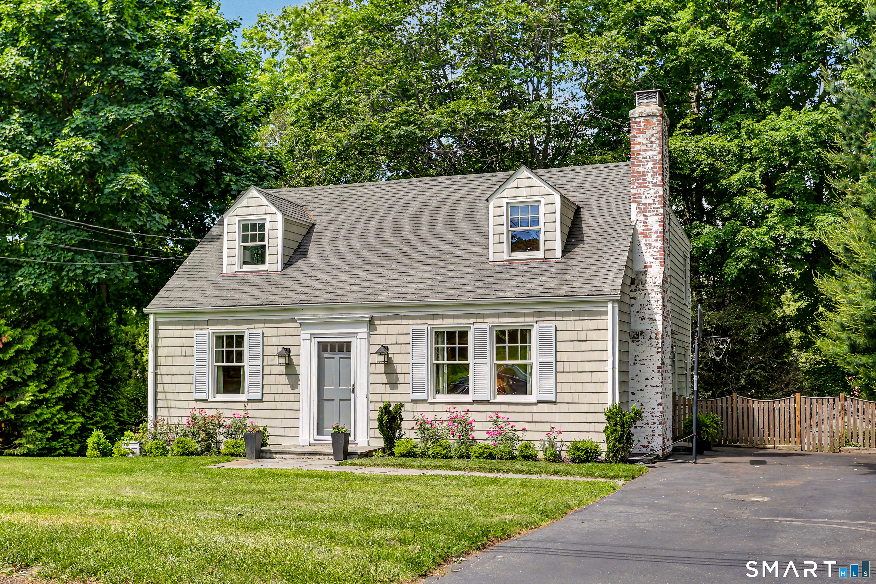 33 Walmsley Road Darien CT 06820