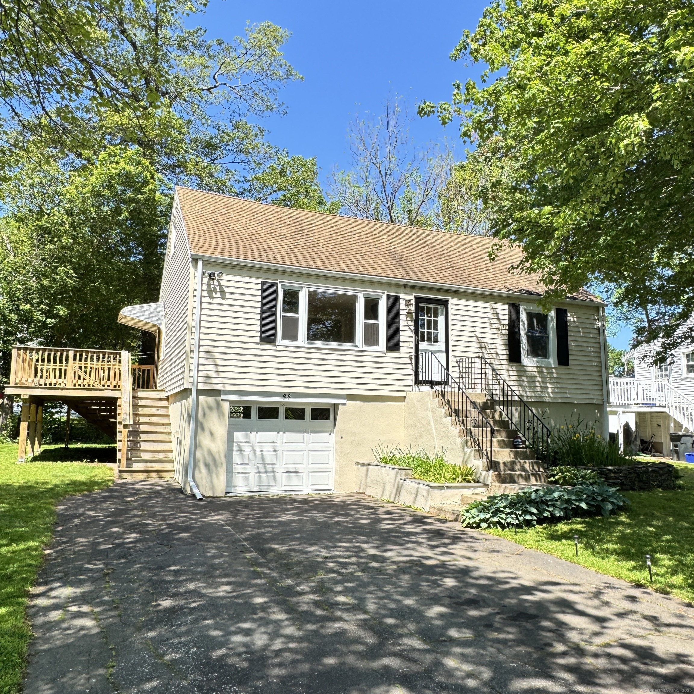 98 North Atwater Street East Haven CT 06512