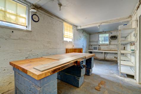 674 Middle Turnpike Mansfield CT 06268