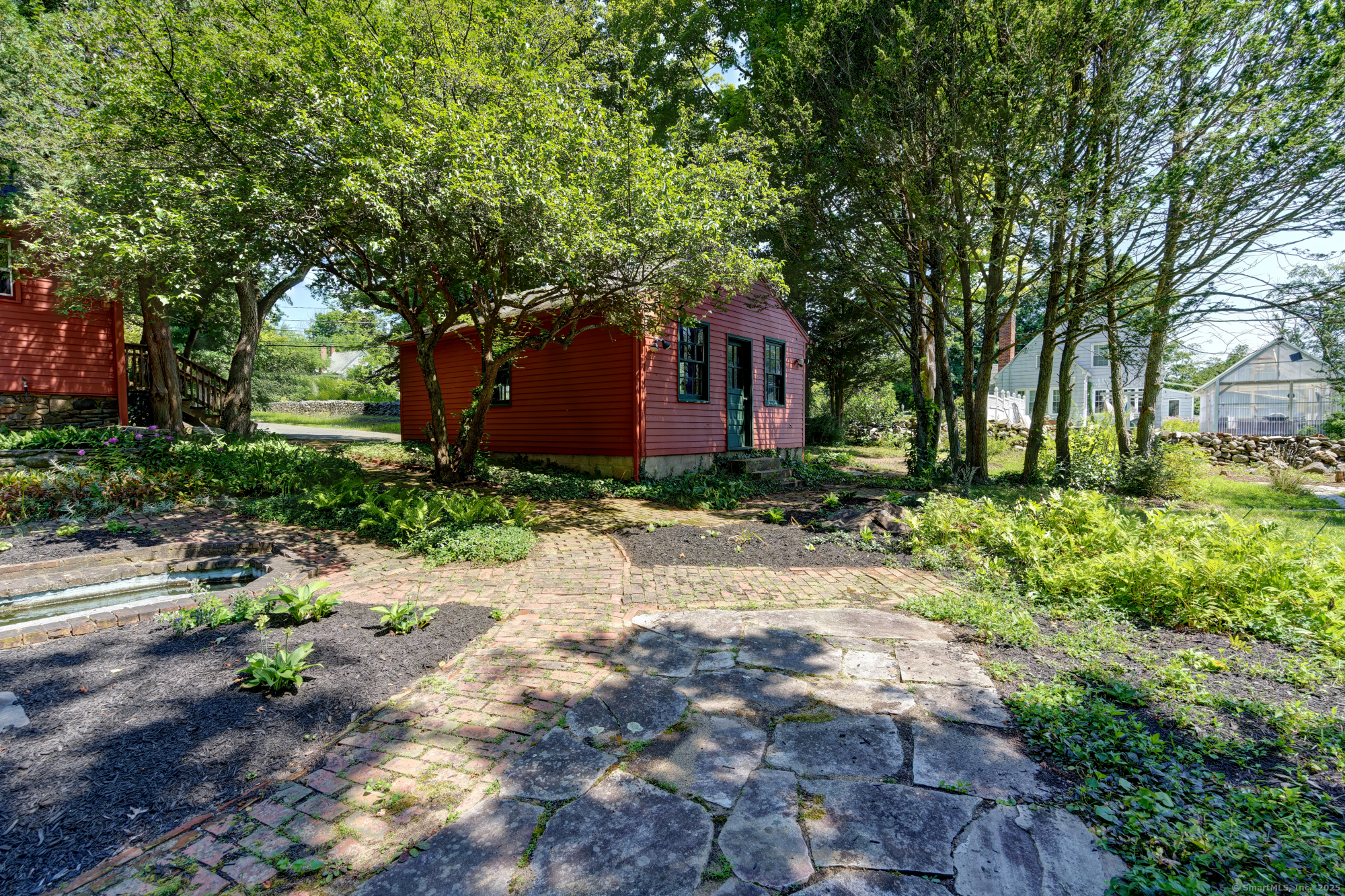 674 Middle Turnpike Mansfield CT 06268