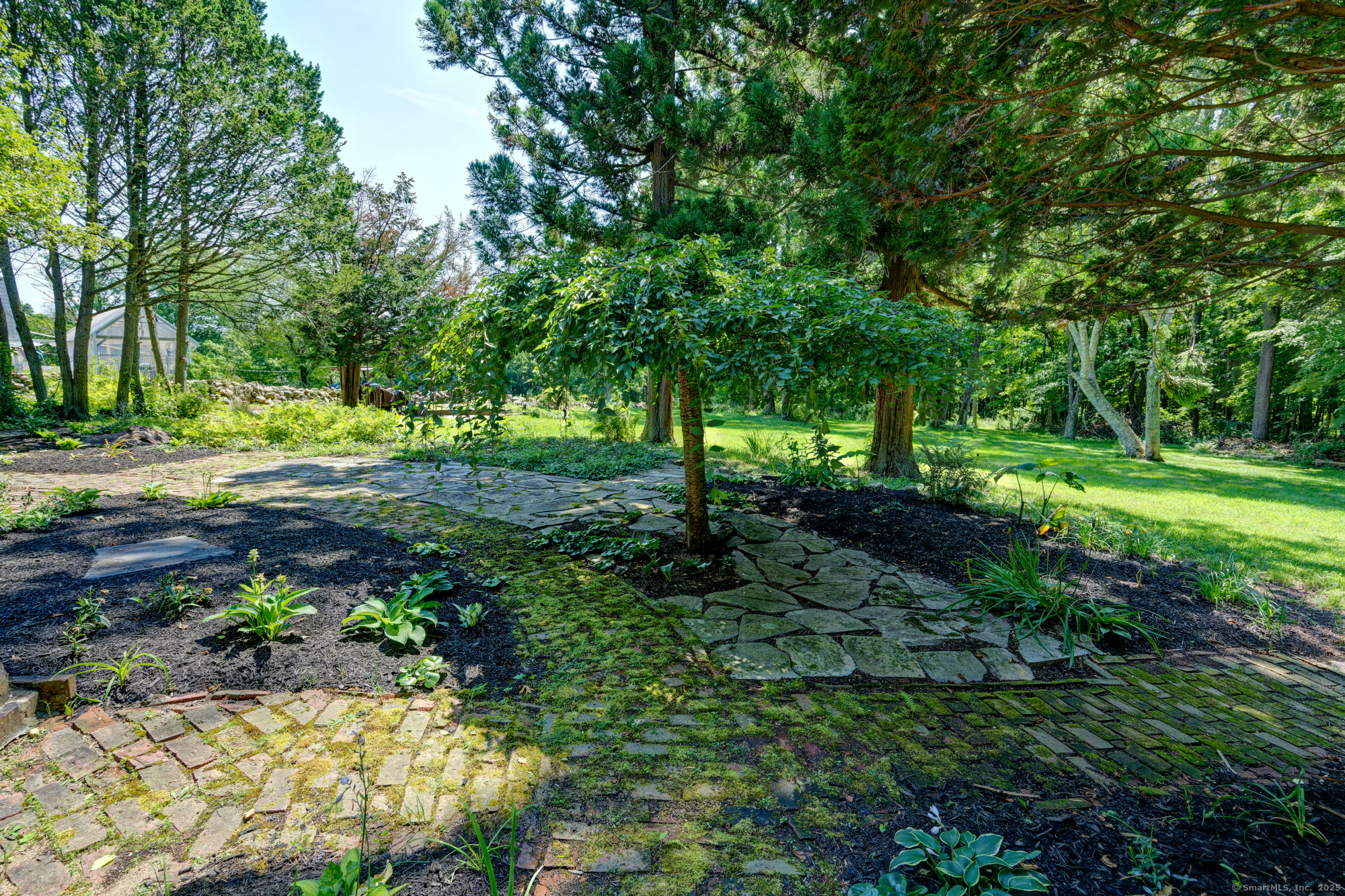 674 Middle Turnpike Mansfield CT 06268