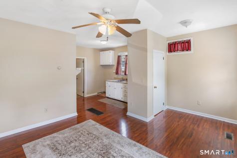 385 Putnam Pike Killingly CT 06241