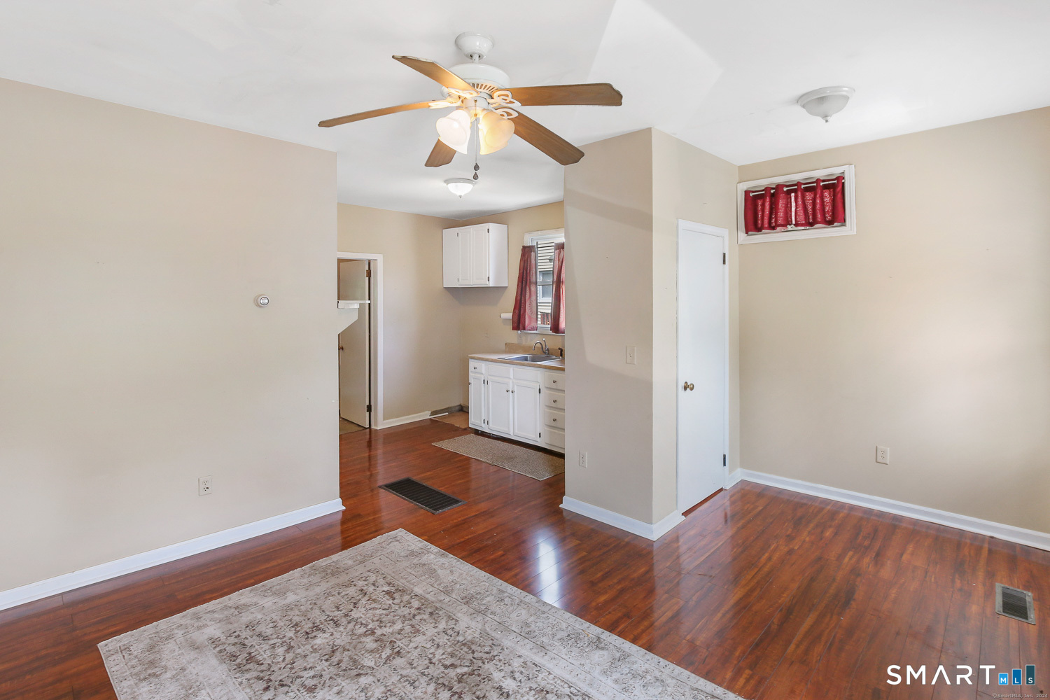 385 Putnam Pike Killingly CT 06241