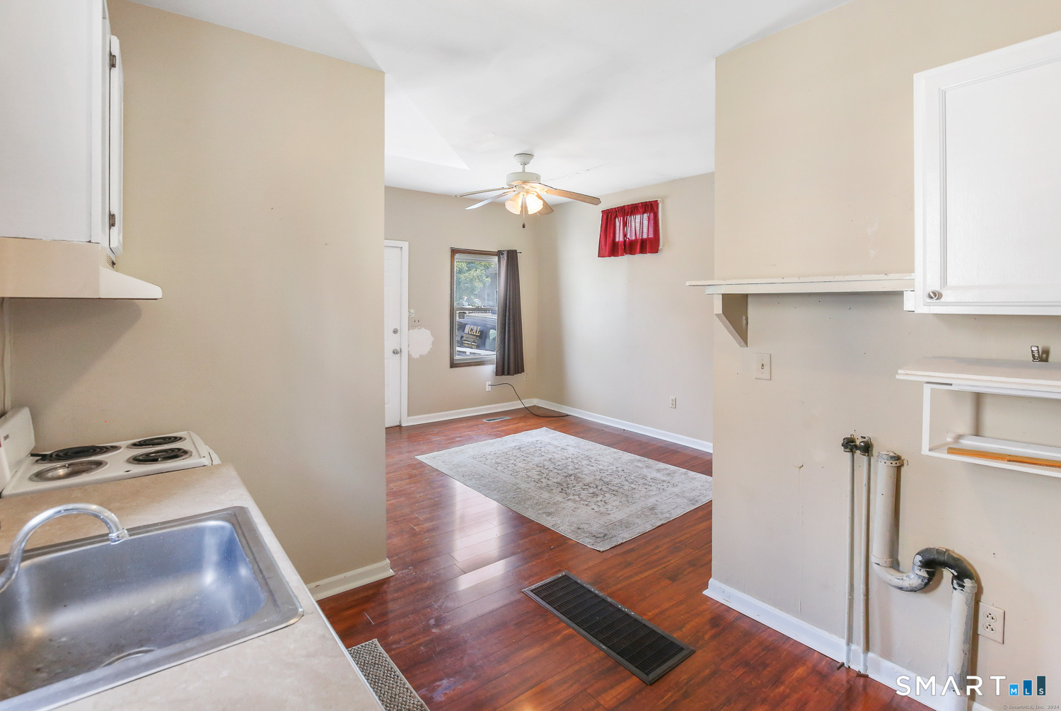 385 Putnam Pike Killingly CT 06241