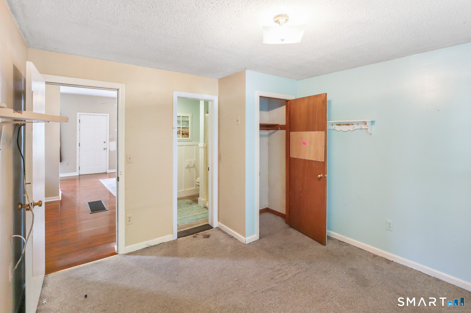 385 Putnam Pike Killingly CT 06241