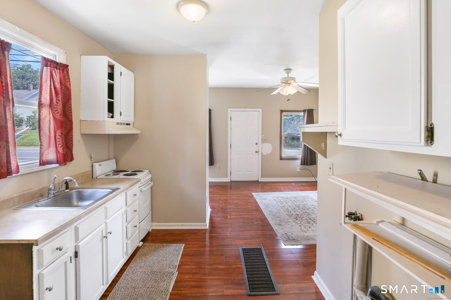 385 Putnam Pike Killingly CT 06241