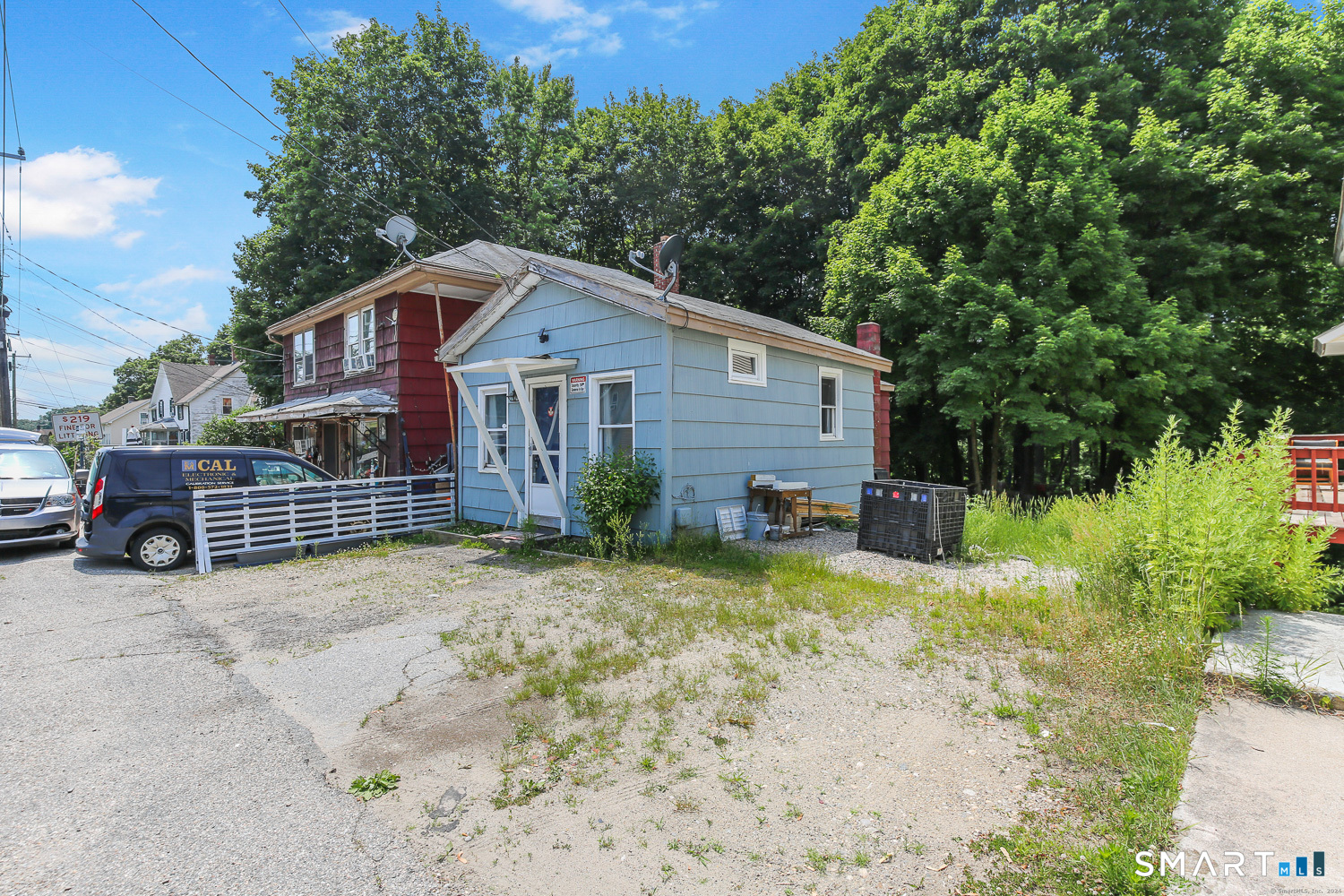385 Putnam Pike Killingly CT 06241