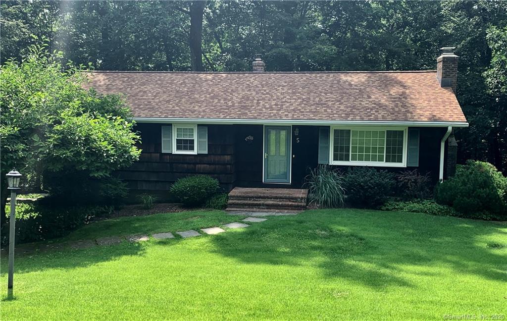 5 Kent Court Shelton CT 06484