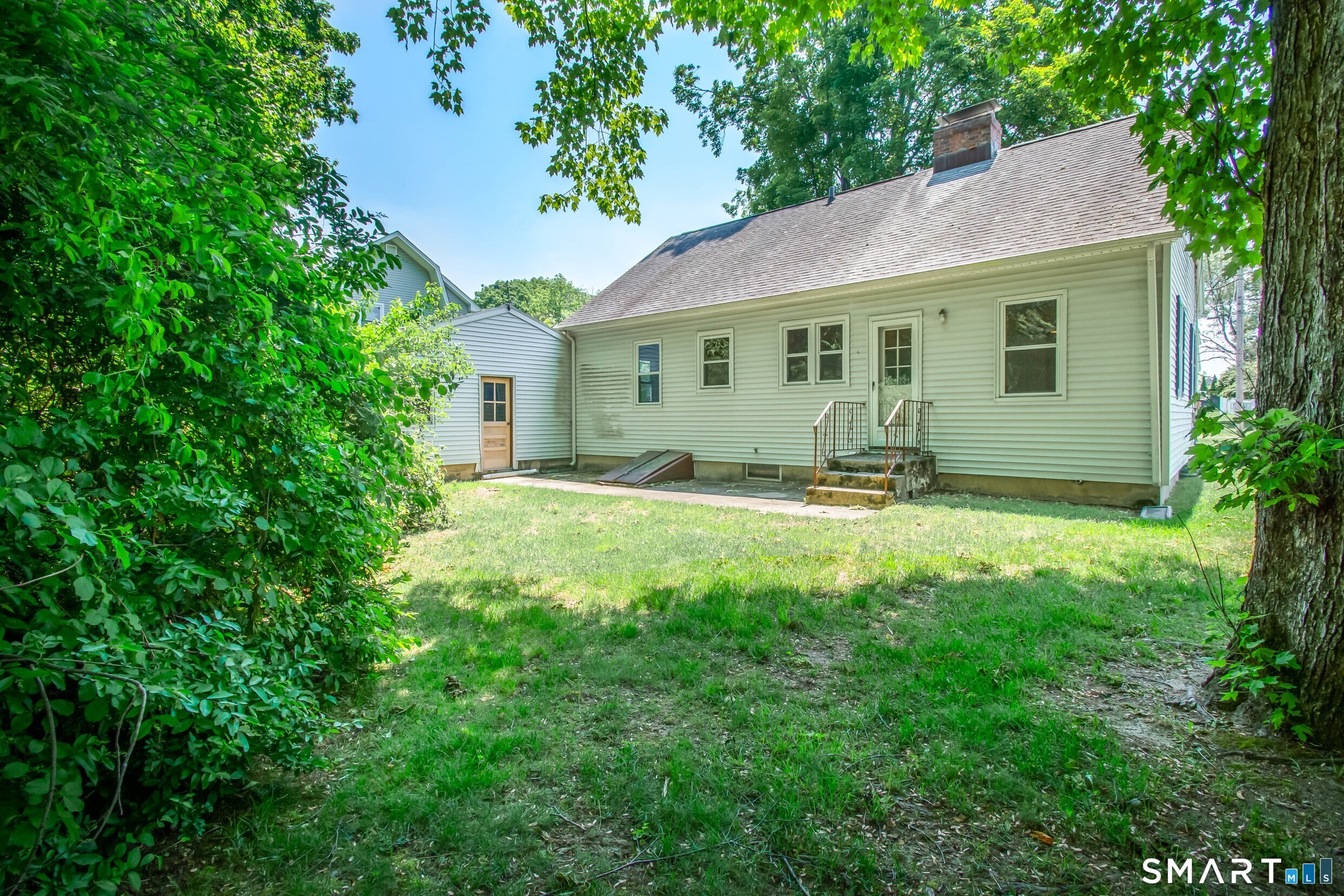 92 Evelyn Street Trumbull CT 06611