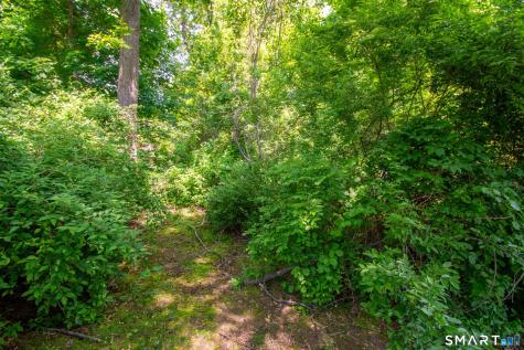92 Evelyn Street Trumbull CT 06611