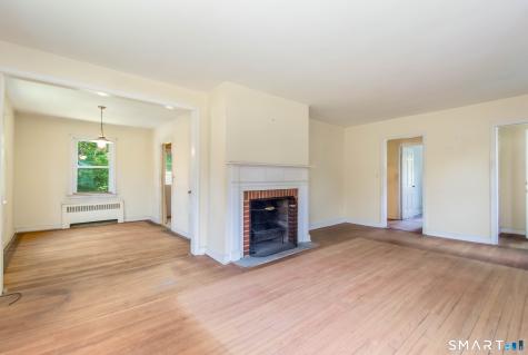 92 Evelyn Street Trumbull CT 06611