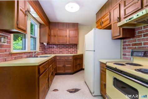92 Evelyn Street Trumbull CT 06611