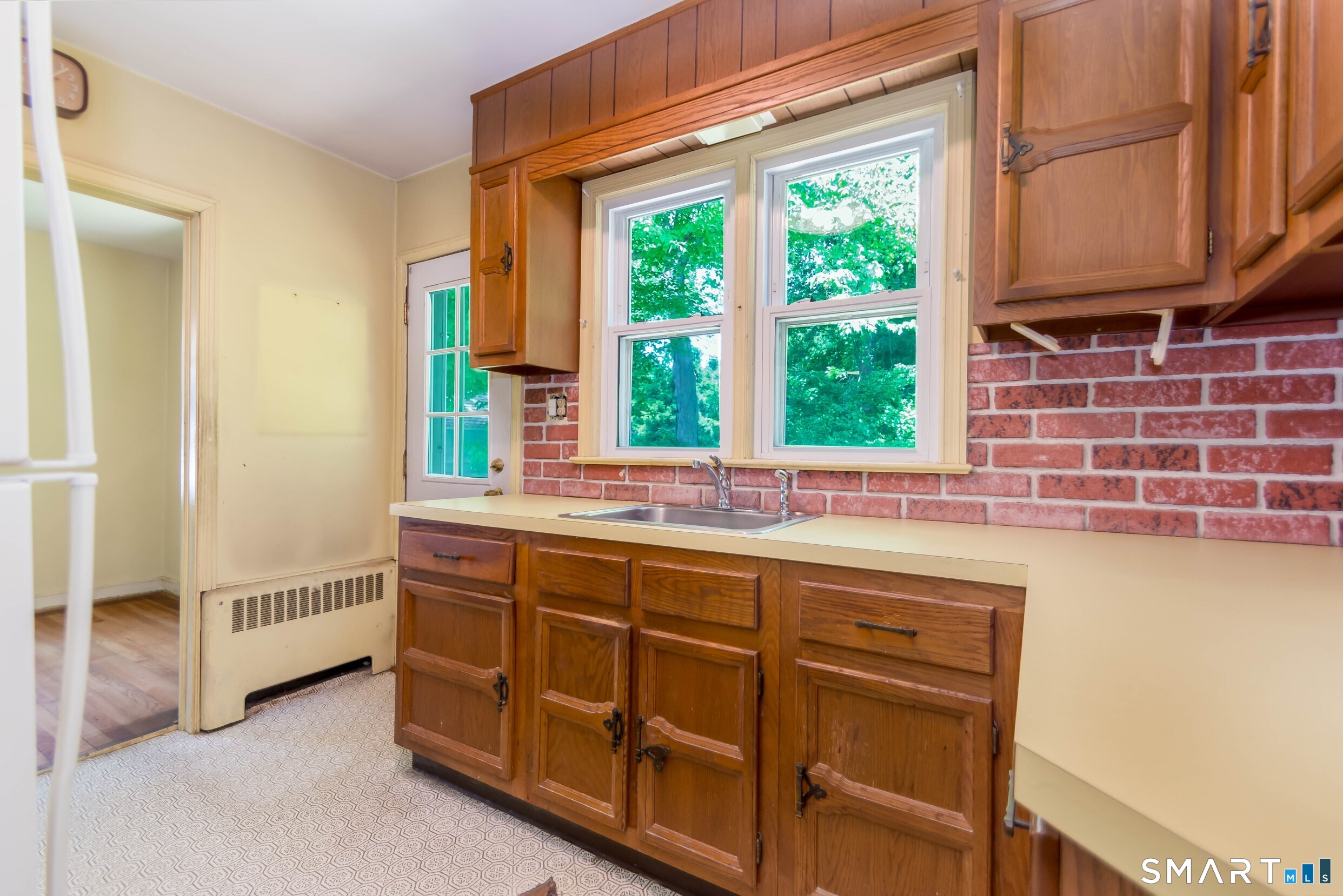 92 Evelyn Street Trumbull CT 06611