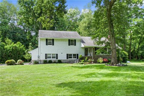 10 Redcoat Road Norwalk CT 06850