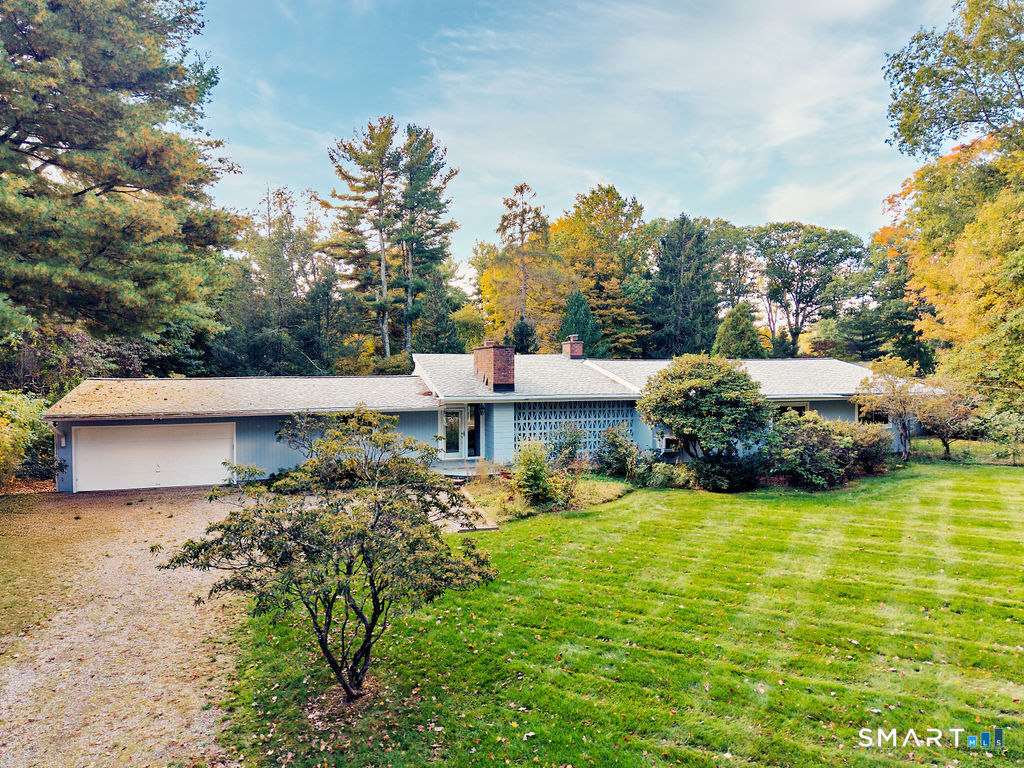 24 Saunders Lane Ridgefield CT 06877