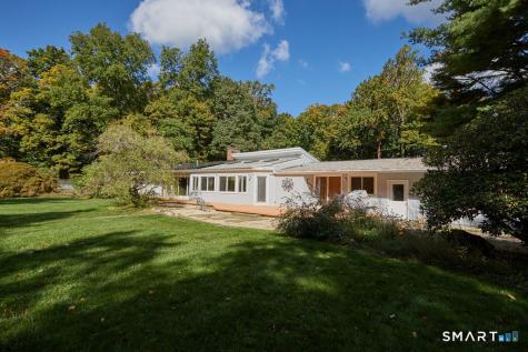 24 Saunders Lane Ridgefield CT 06877