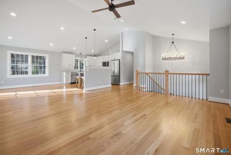 70 South Road Ellington CT 06029