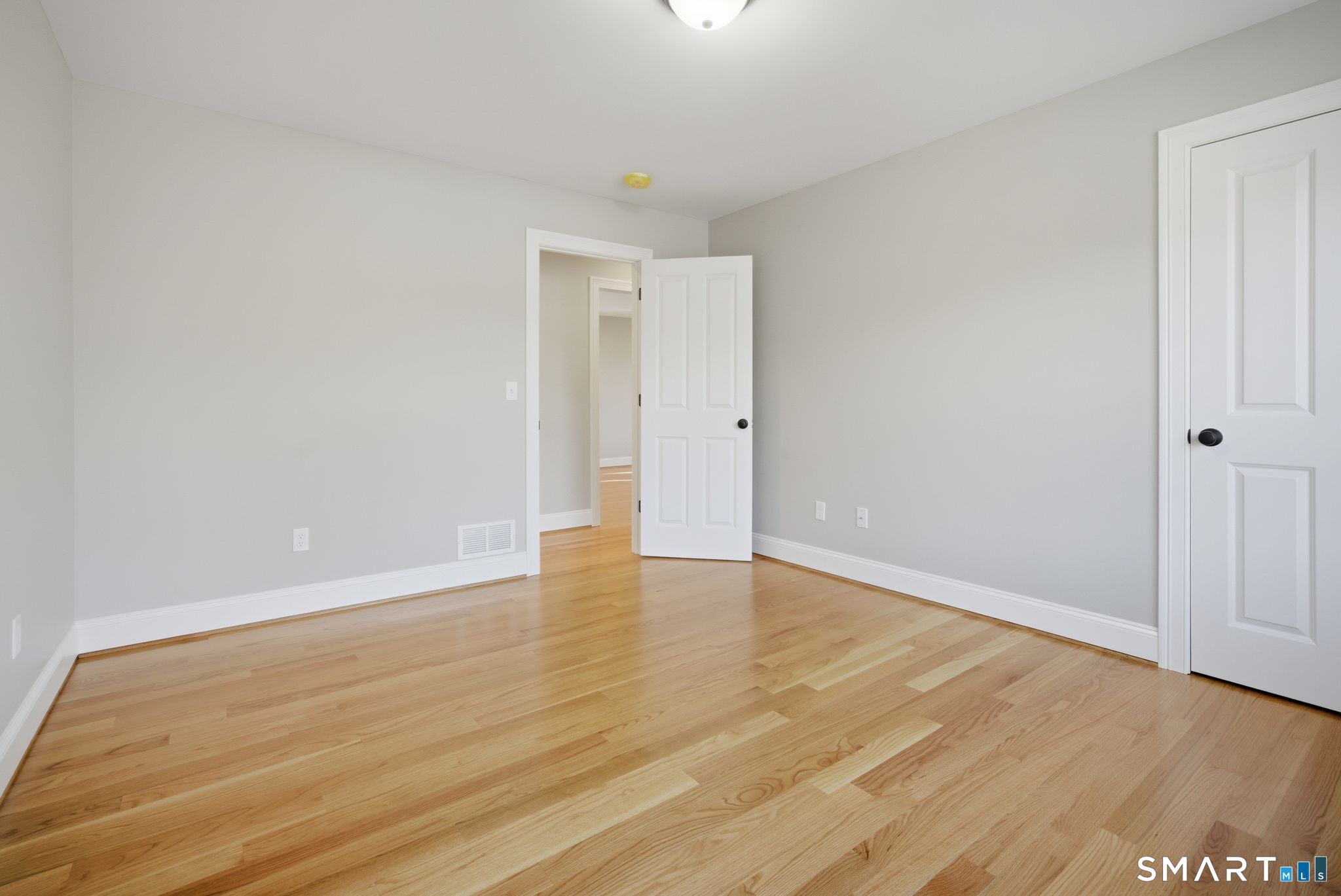 70 South Road Ellington CT 06029