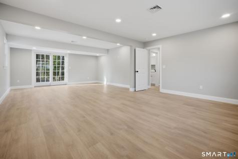 70 South Road Ellington CT 06029