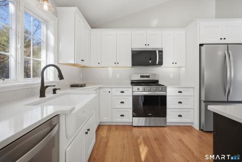 70 South Road Ellington CT 06029