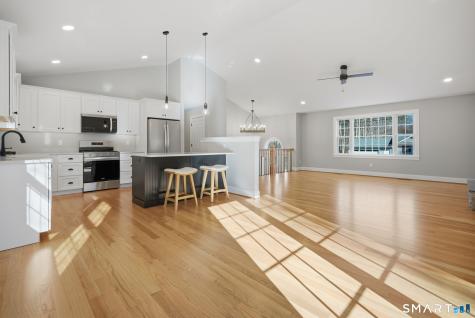 70 South Road Ellington CT 06029