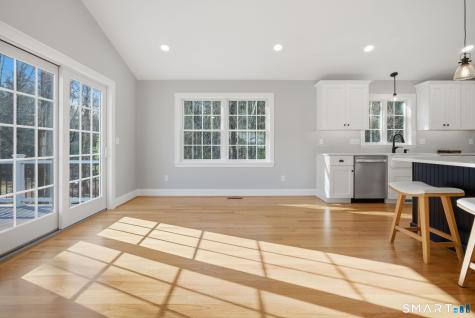 70 South Road Ellington CT 06029