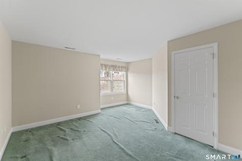 18 Spring Ridge Court Danbury CT 06811