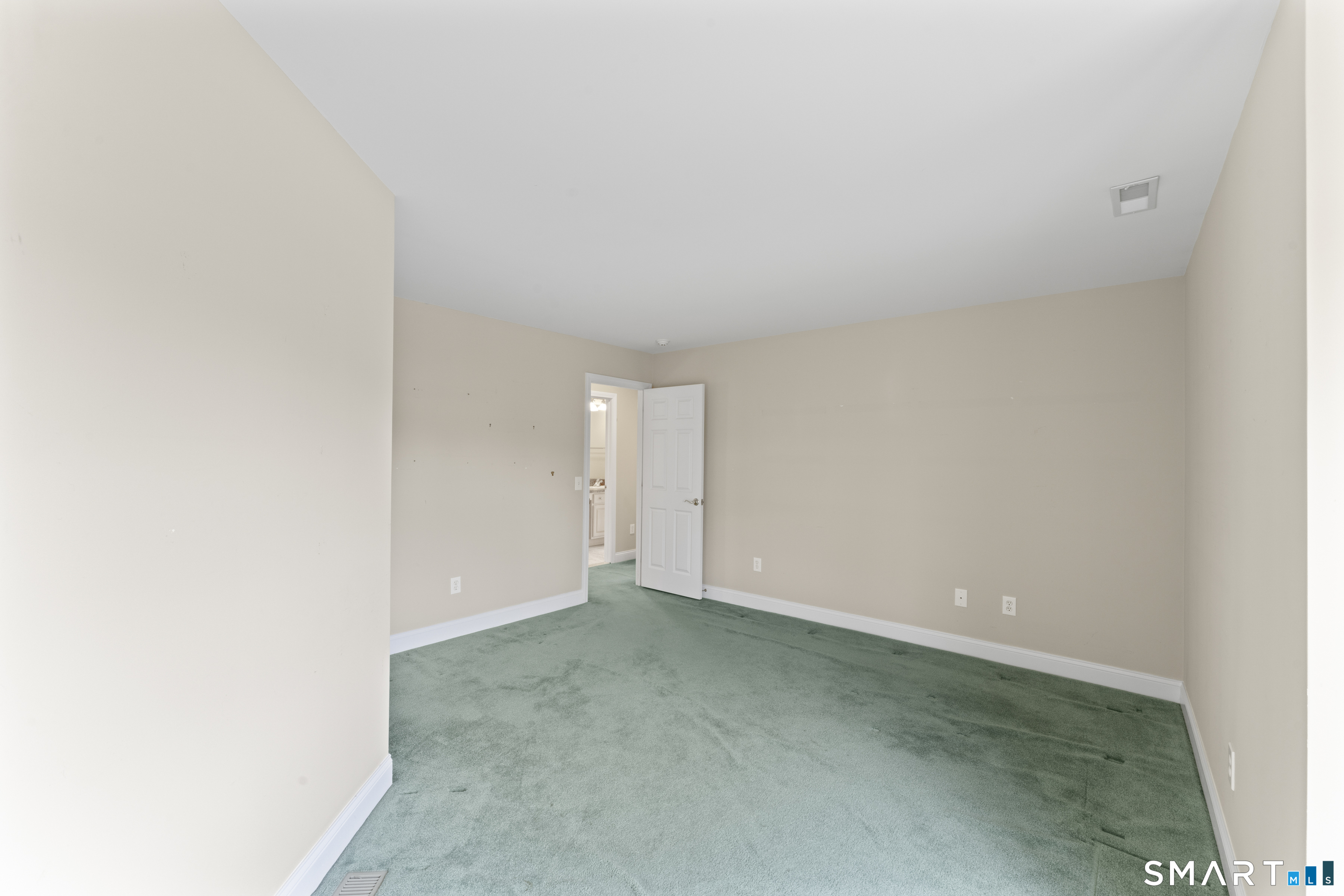 18 Spring Ridge Court Danbury CT 06811