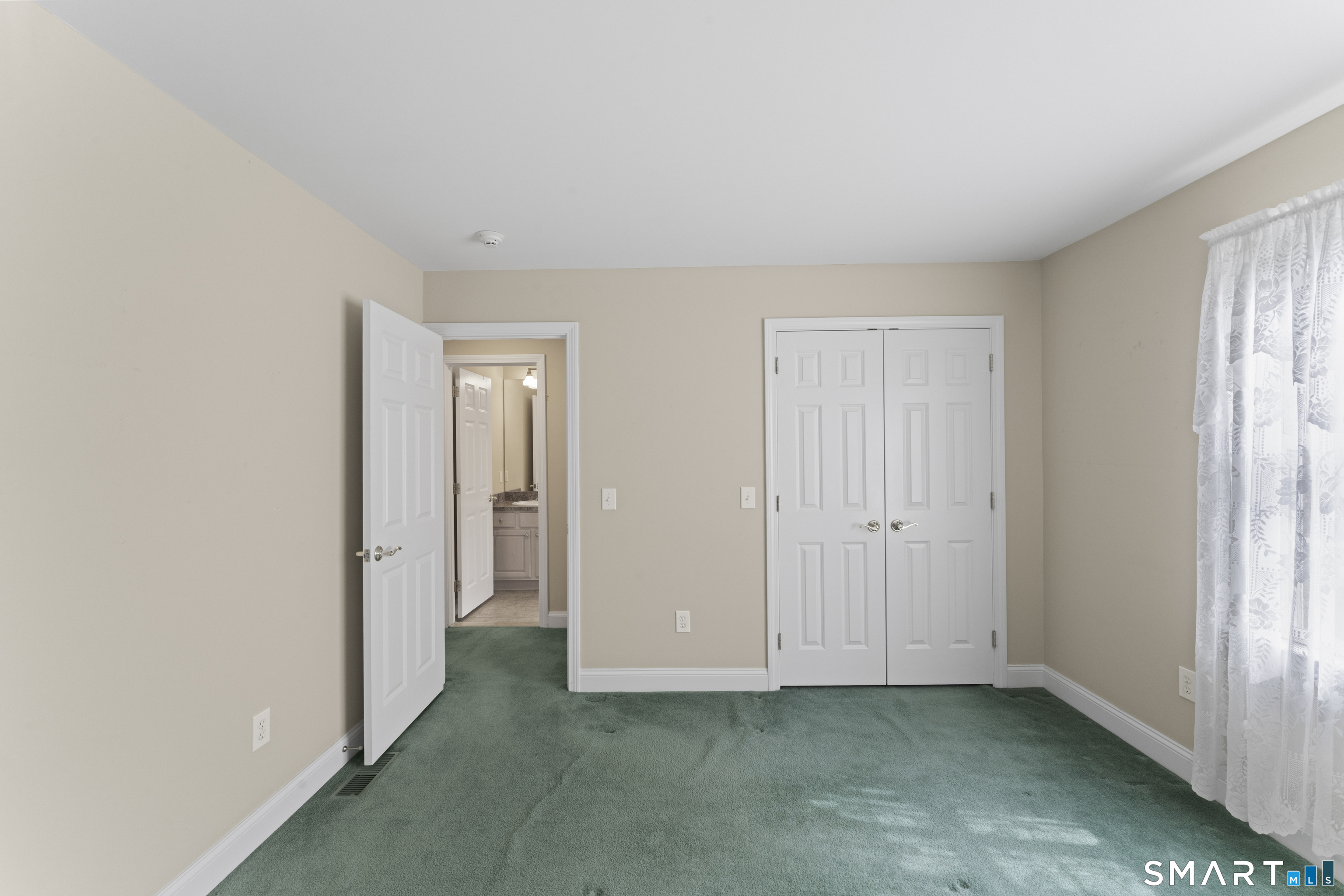 18 Spring Ridge Court Danbury CT 06811