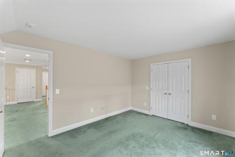 18 Spring Ridge Court Danbury CT 06811