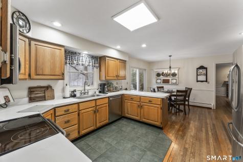 59 Great Ring Road Newtown CT 06482