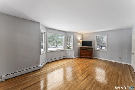 59 Great Ring Road Newtown CT 06482