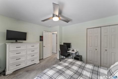 59 Great Ring Road Newtown CT 06482