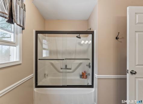 59 Great Ring Road Newtown CT 06482