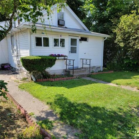 27 Broad Street Danbury CT 06810