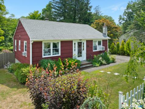 1763 Long Hill Road Guilford CT 06437