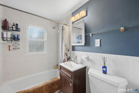 1763 Long Hill Road Guilford CT 06437