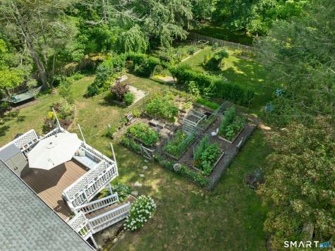 1763 Long Hill Road Guilford CT 06437