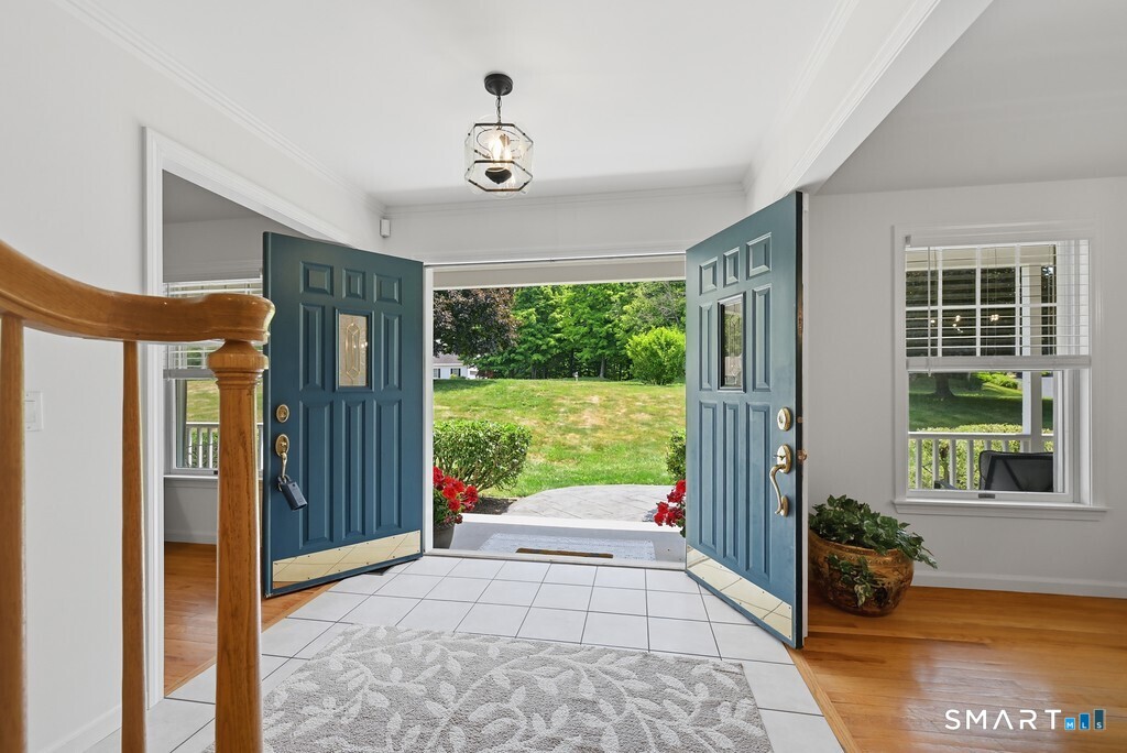 13 Rajcula Farm Road Brookfield CT 06804