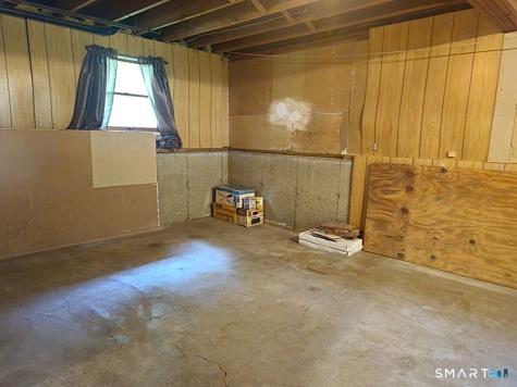 40 Old Waterbury Road Plymouth CT 06786