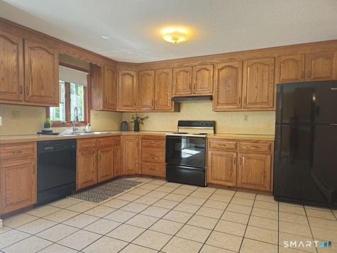 40 Old Waterbury Road Plymouth CT 06786
