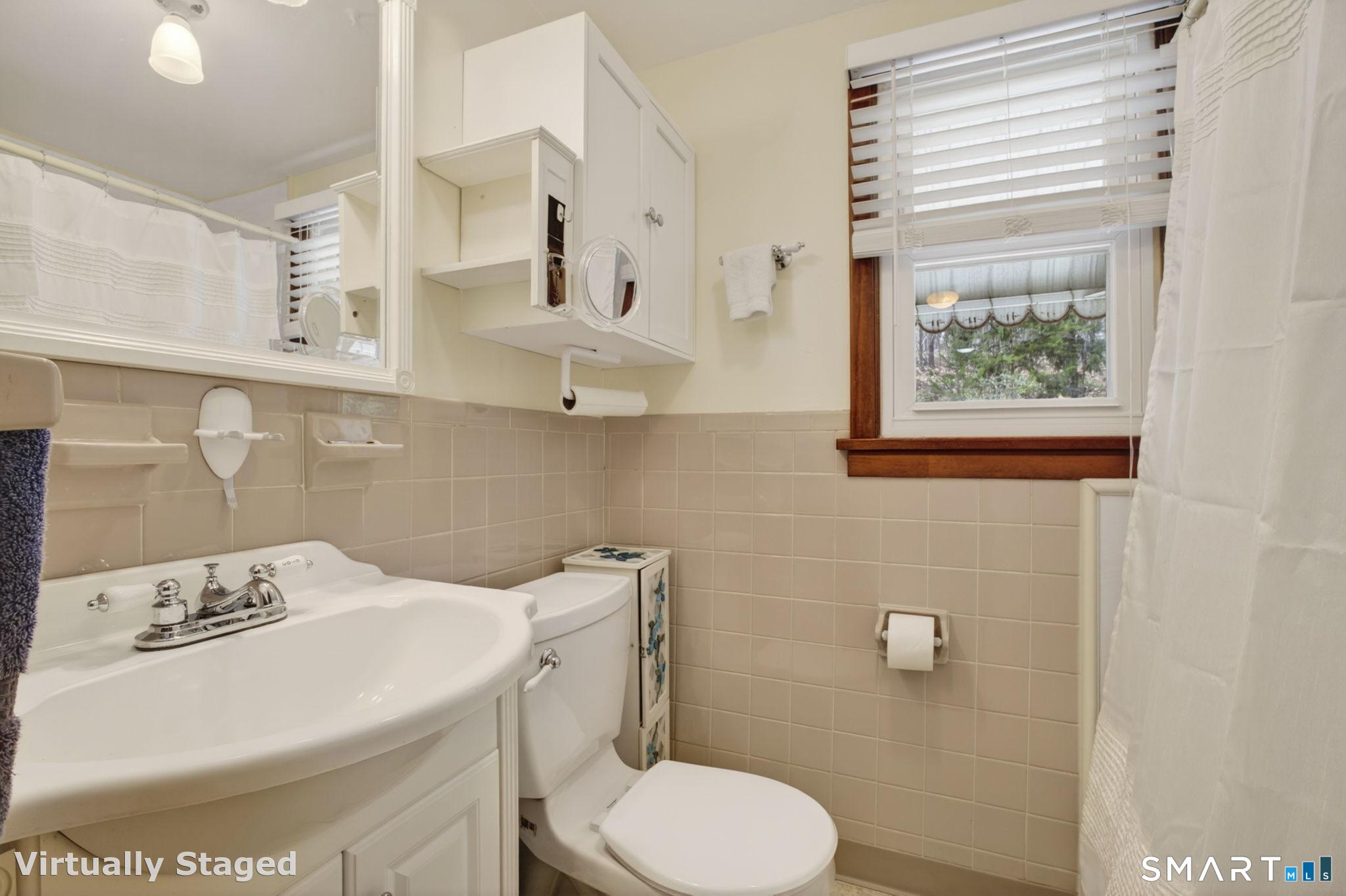 146 Village Street North Branford CT 06472