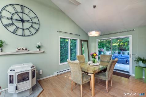 19 Hilldale Road New Fairfield CT 06812